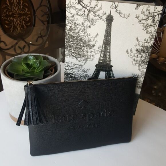 KATE SPADE SIGNATURE LOGO BLACK CLUTCH - Picture 1 of 5